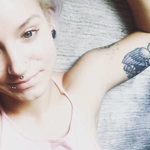 Meet your Posher, Jennie